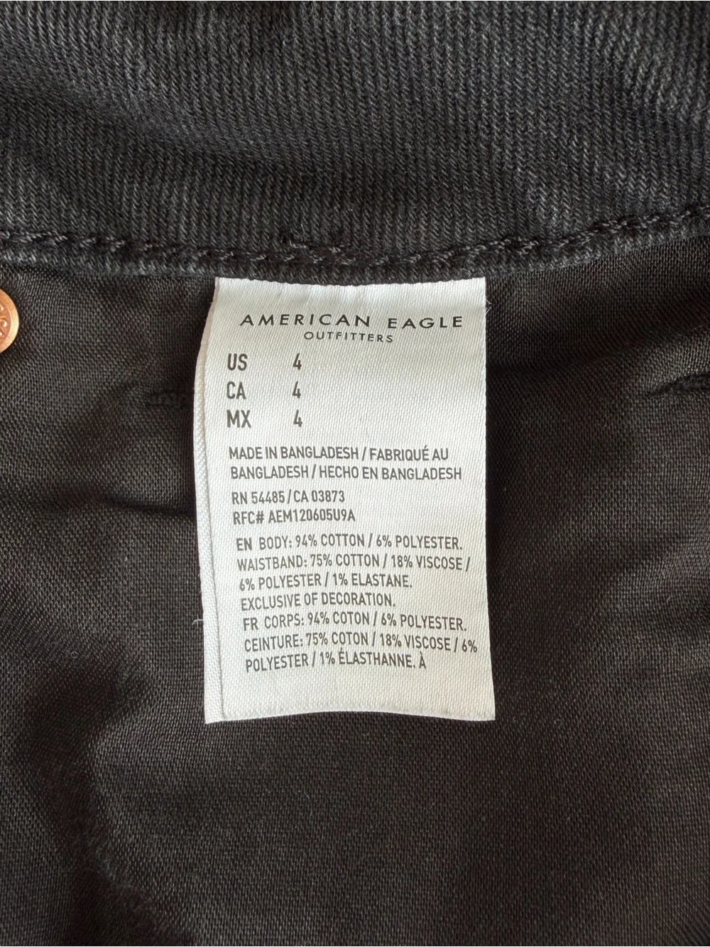 American Eagle Distressed Black Denim Cutoff Mom Shorts Size 4